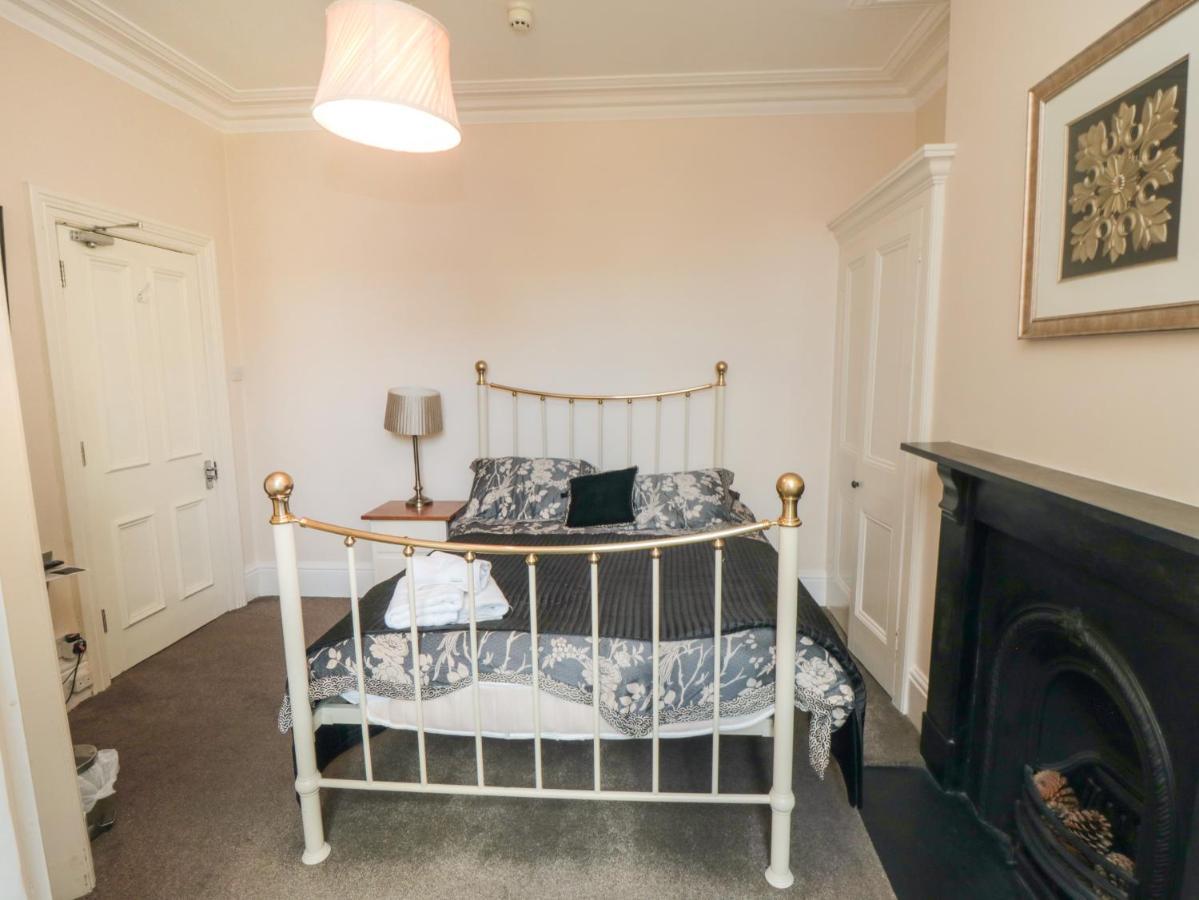 Wellington House Villa บริดลิงตัน ภายนอก รูปภาพ