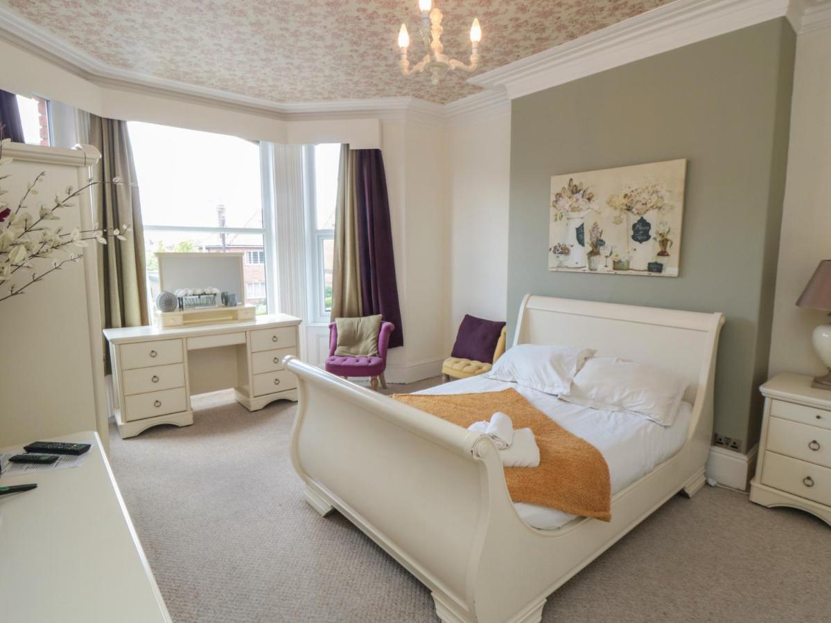 Wellington House Villa บริดลิงตัน ภายนอก รูปภาพ
